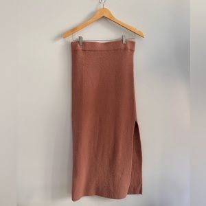 Aritzia Wilfred Free Hush Knit Skirt (PART OF A SET!)